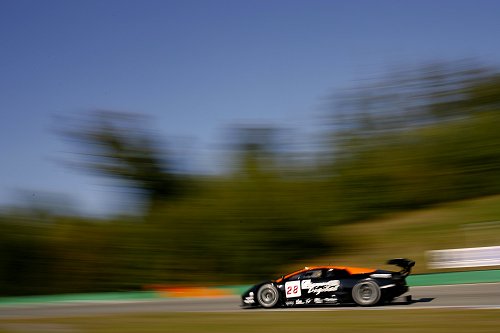 Podium Kox in rook op. Reiter Engineering trekt bolides terug